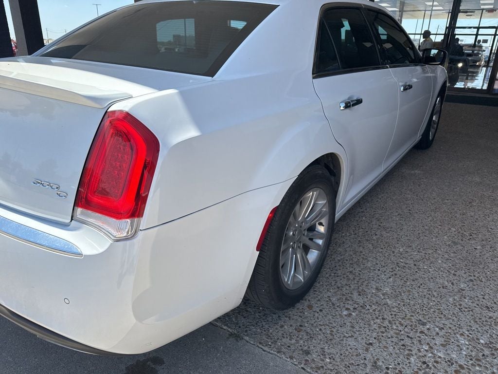 2016 Chrysler 300 C