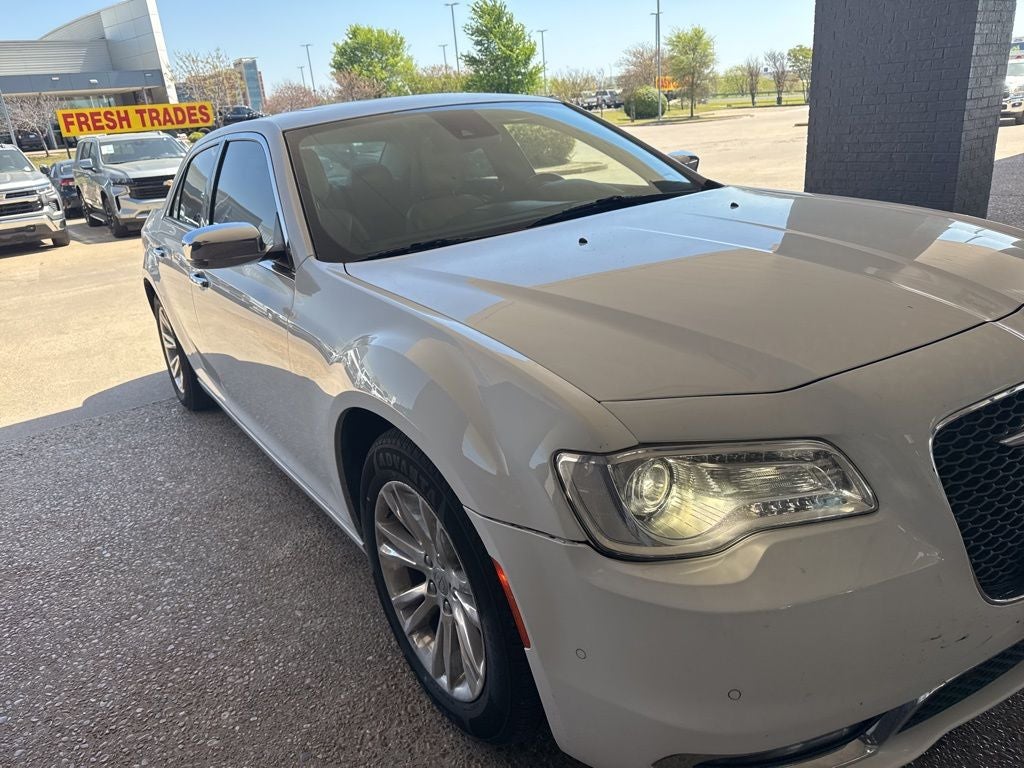 2016 Chrysler 300 C