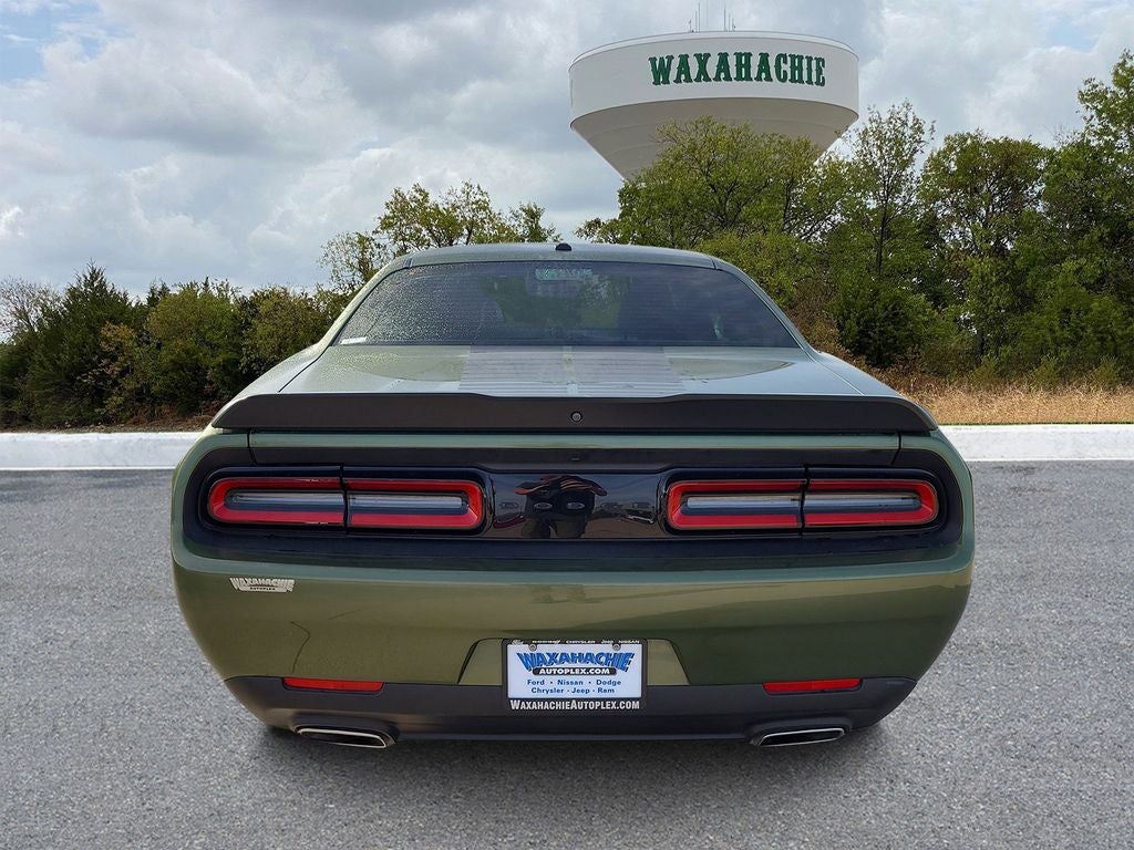 2022 Dodge Challenger SXT