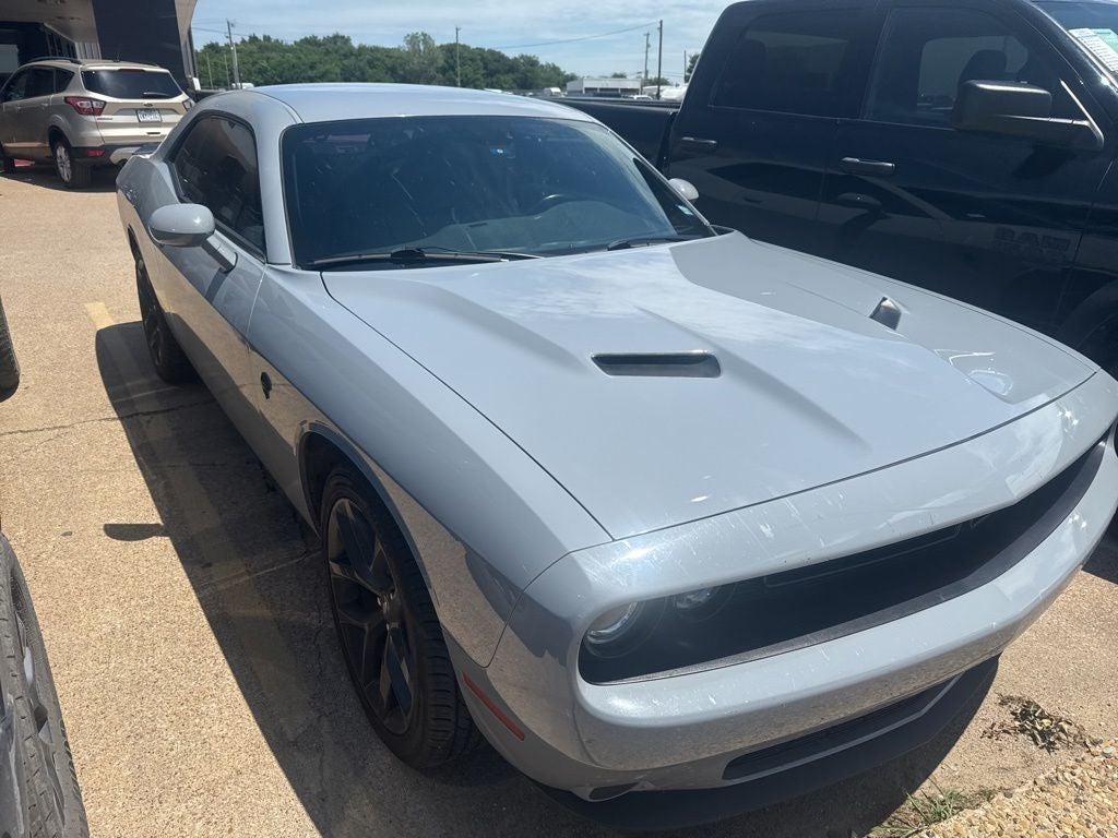 2021 Dodge Challenger SXT