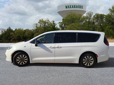 2024 Chrysler Pacifica Hybrid Select