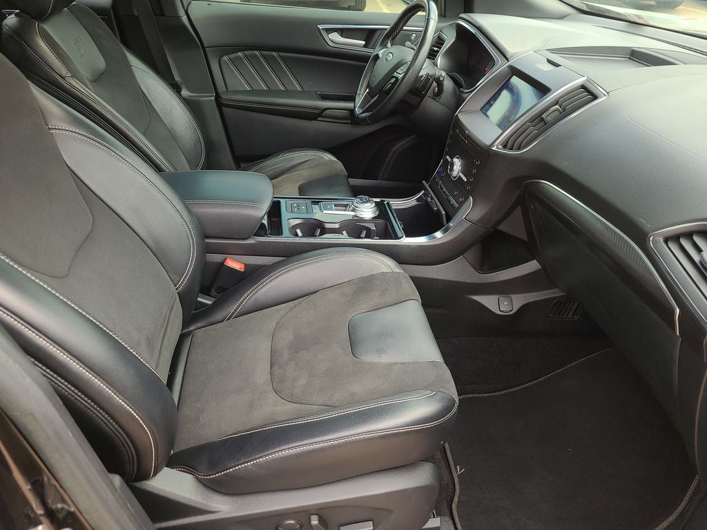 2020 Ford Edge ST