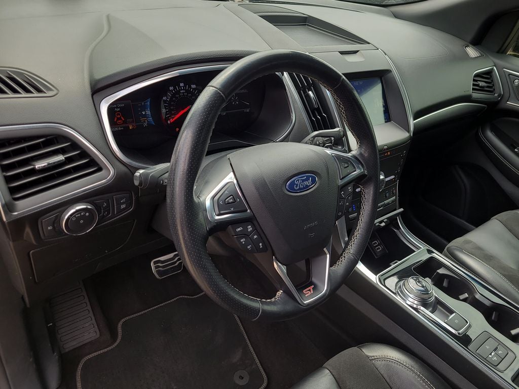 2020 Ford Edge ST