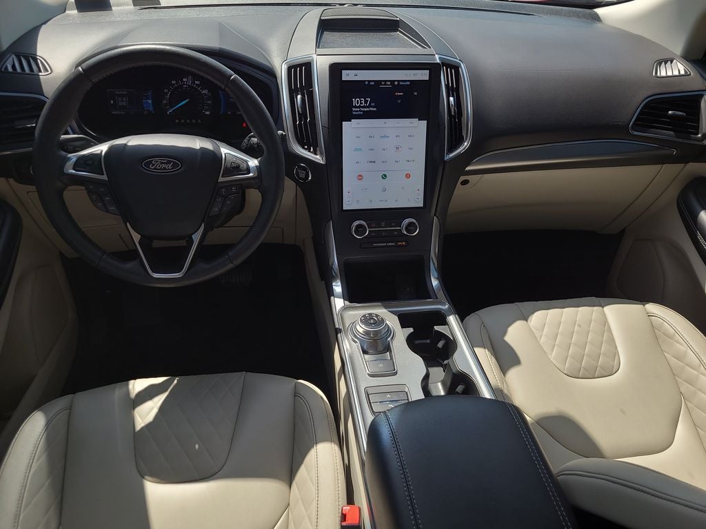 2023 Ford Edge Titanium