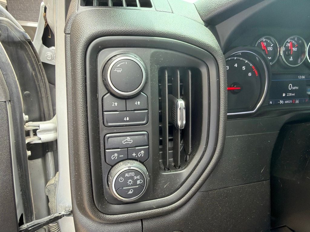 2023 Chevrolet Silverado 2500HD Custom