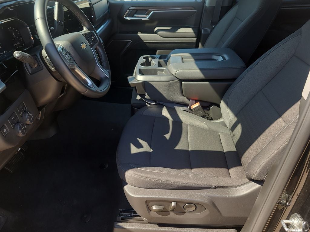 2026 Chevrolet Silverado 1500 LT LT1
