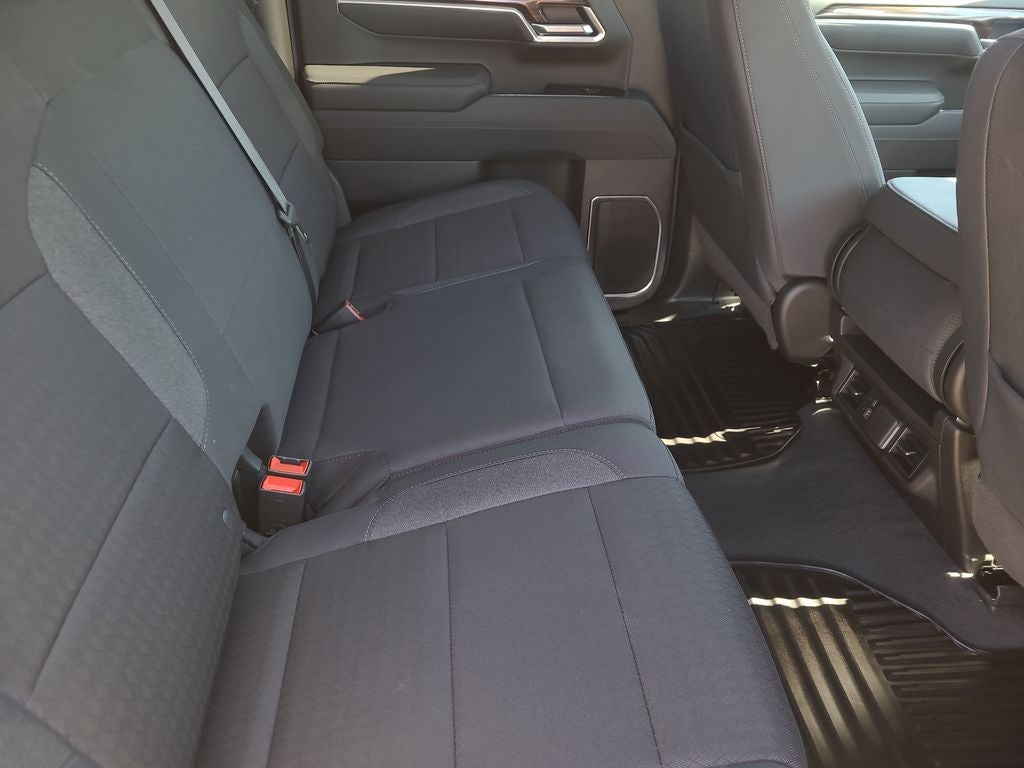 2026 Chevrolet Silverado 1500 LT LT1