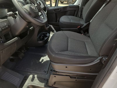 2025 RAM ProMaster 2500 Base
