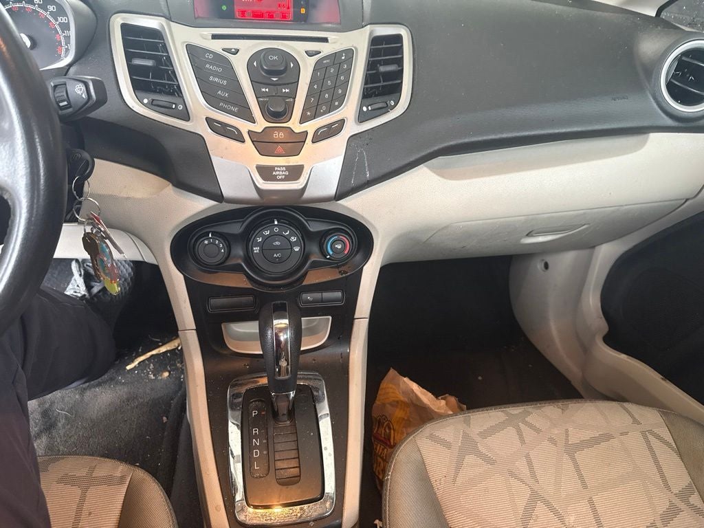 2013 Ford Fiesta SE