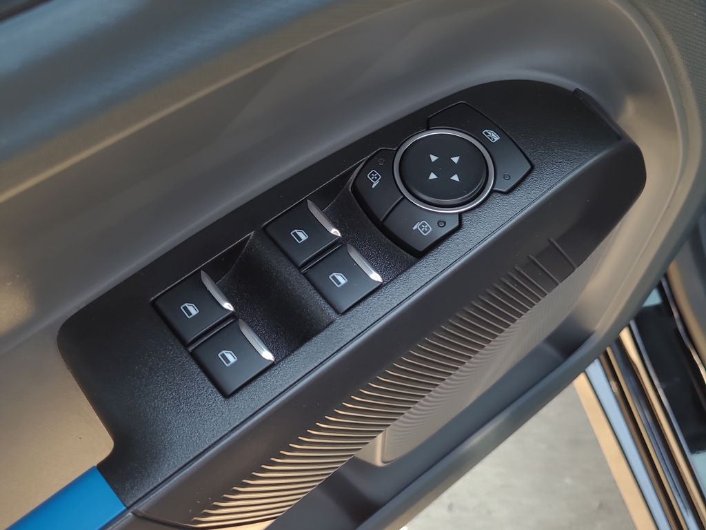 2025 Ford Maverick Lobo Standard