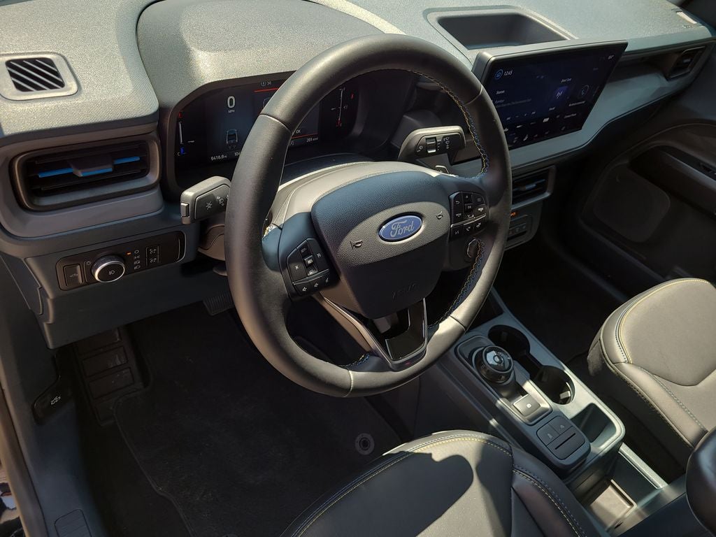 2025 Ford Maverick Lobo Standard
