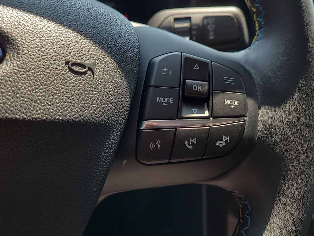 2025 Ford Maverick Lobo Standard