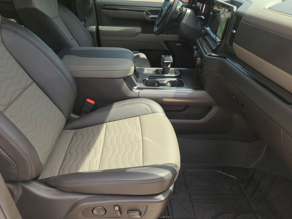 2025 Chevrolet Silverado 1500 ZR2