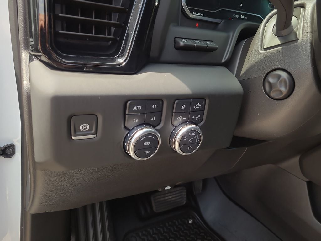2024 GMC Sierra 1500 AT4X