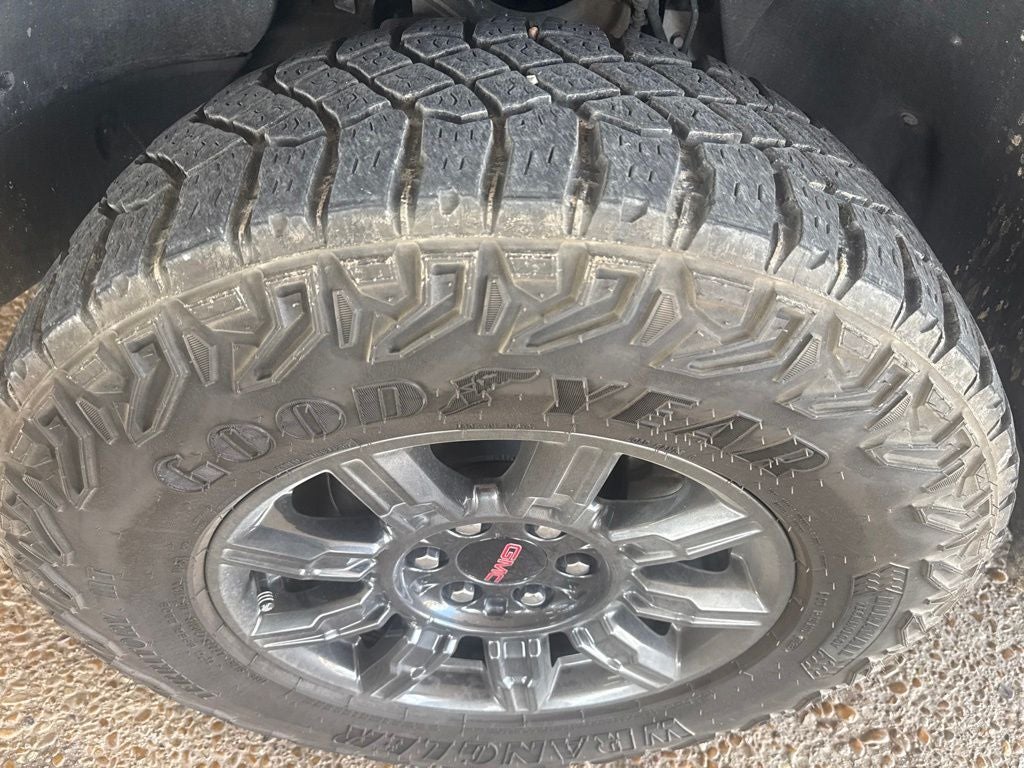 2024 GMC Sierra 1500 AT4X