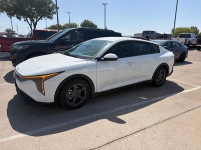 2025 Kia K4 LXS