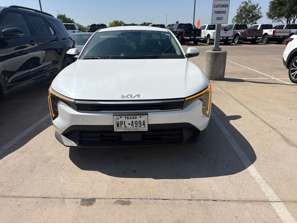 2025 Kia K4 LXS