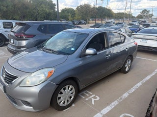 2014 Nissan Versa 1.6 SV