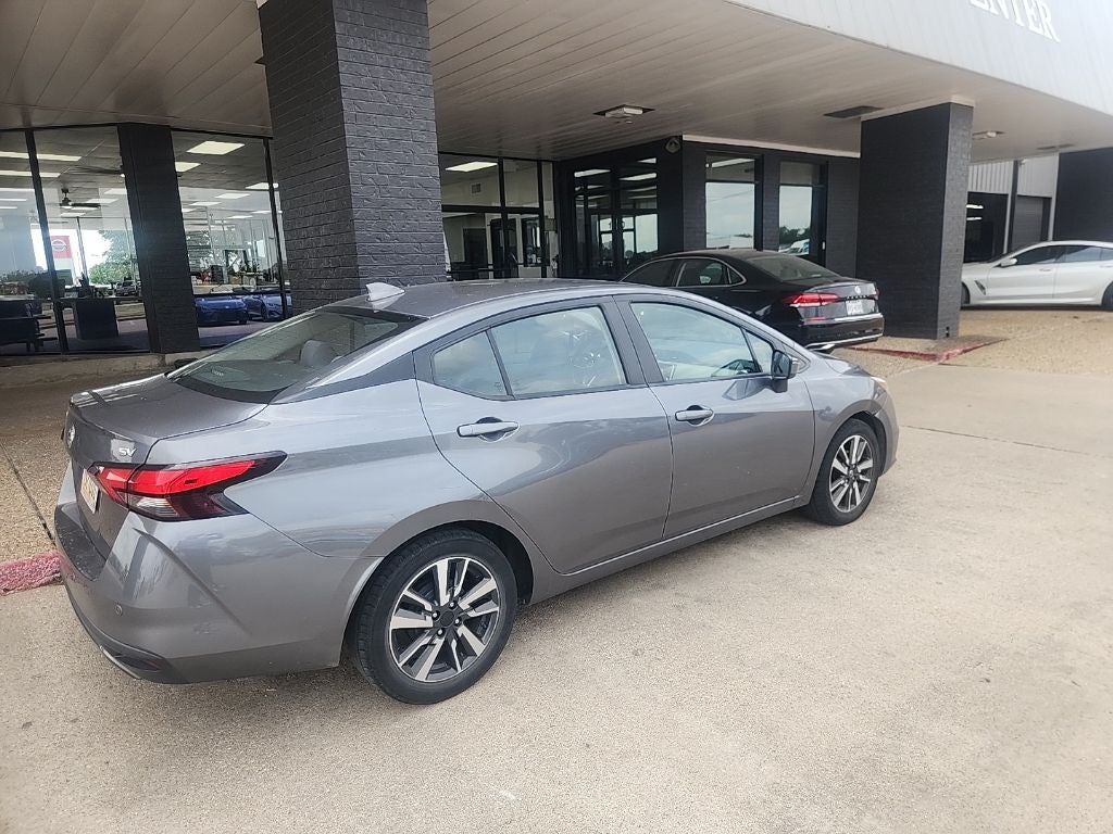 2021 Nissan Versa 1.6 SV
