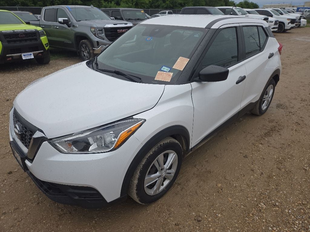 2020 Nissan Kicks S
