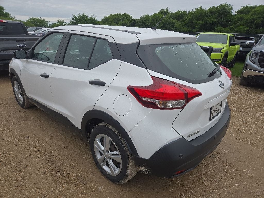 2020 Nissan Kicks S