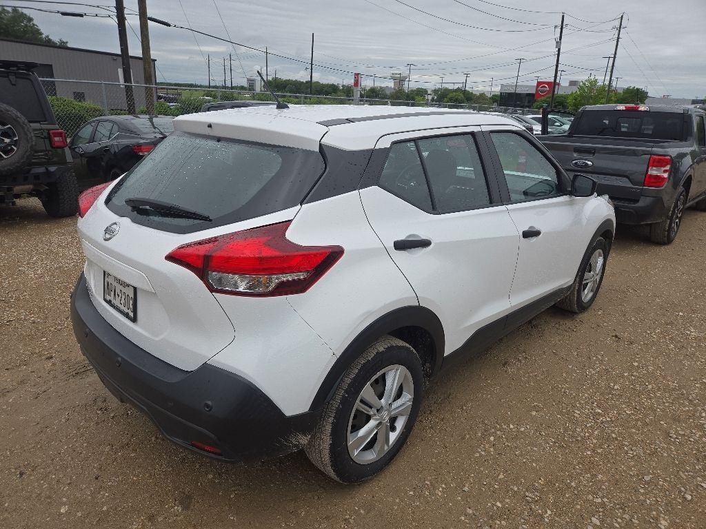 2020 Nissan Kicks S