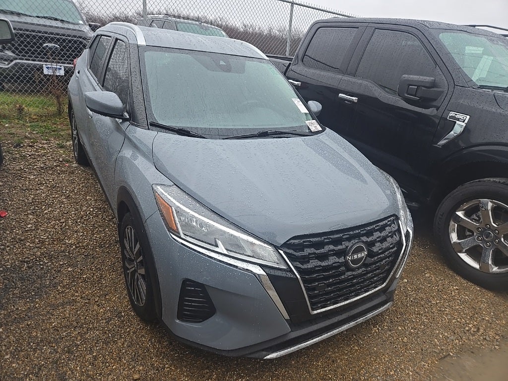 2022 Nissan Kicks SV