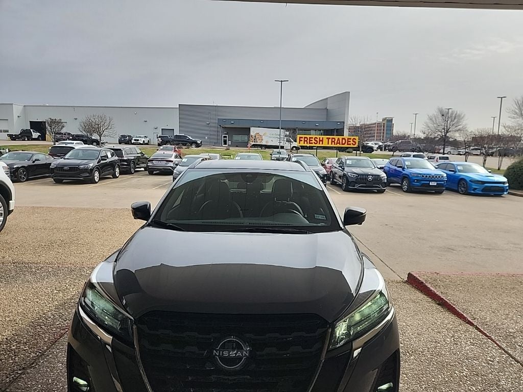 2024 Nissan Kicks SR