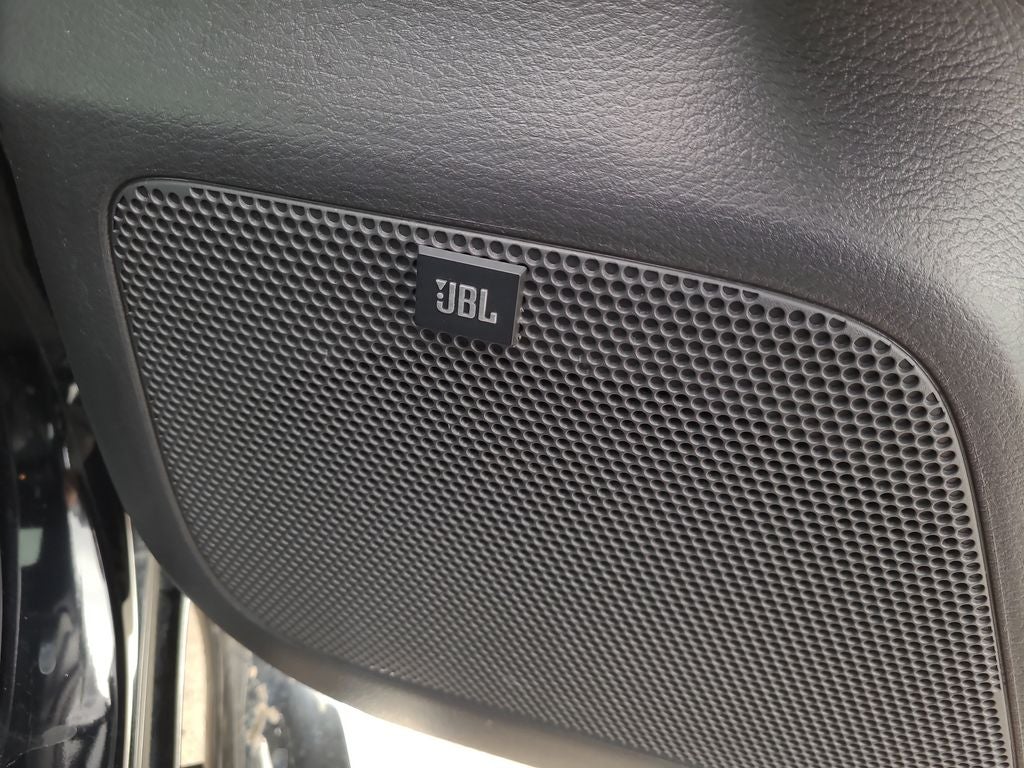 2023 Toyota Tacoma Limited V6