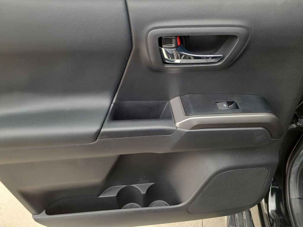 2023 Toyota Tacoma Limited V6