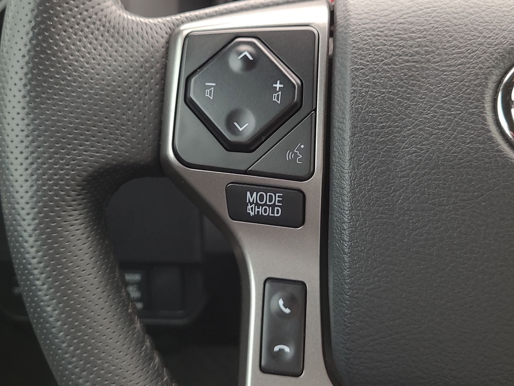 2023 Toyota Tacoma Limited V6