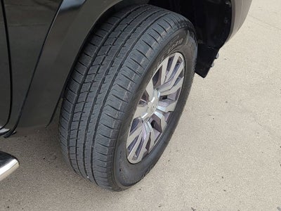 2023 Toyota Tacoma Limited V6