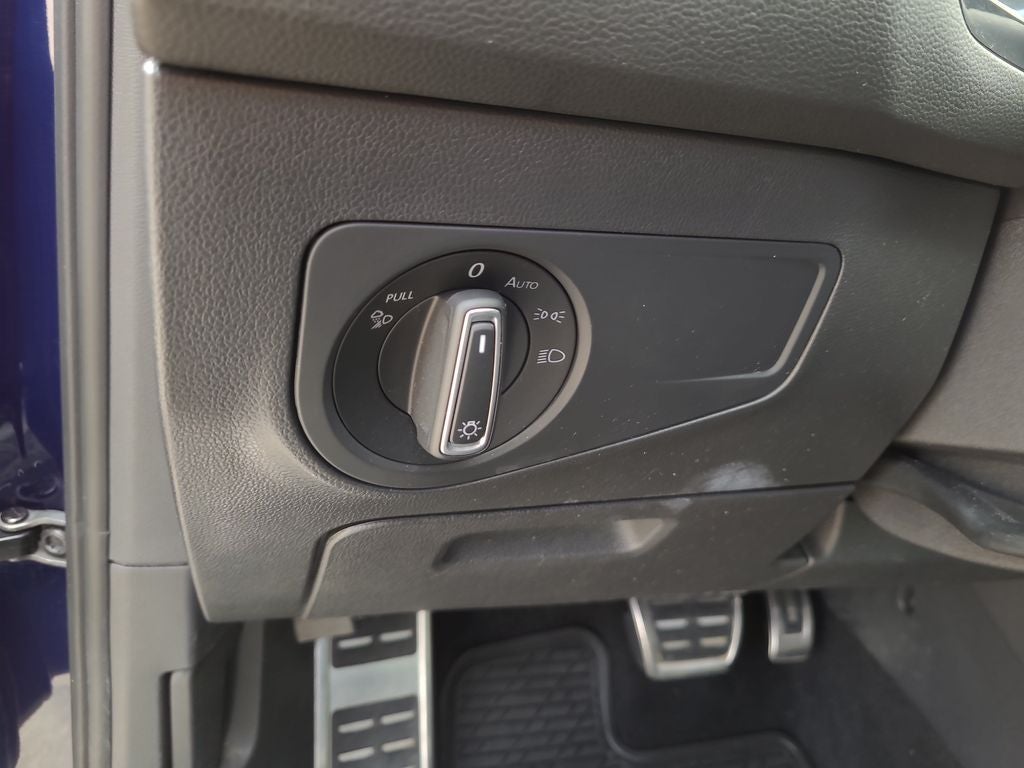 2023 Volkswagen Tiguan 2.0T SEL R-Line