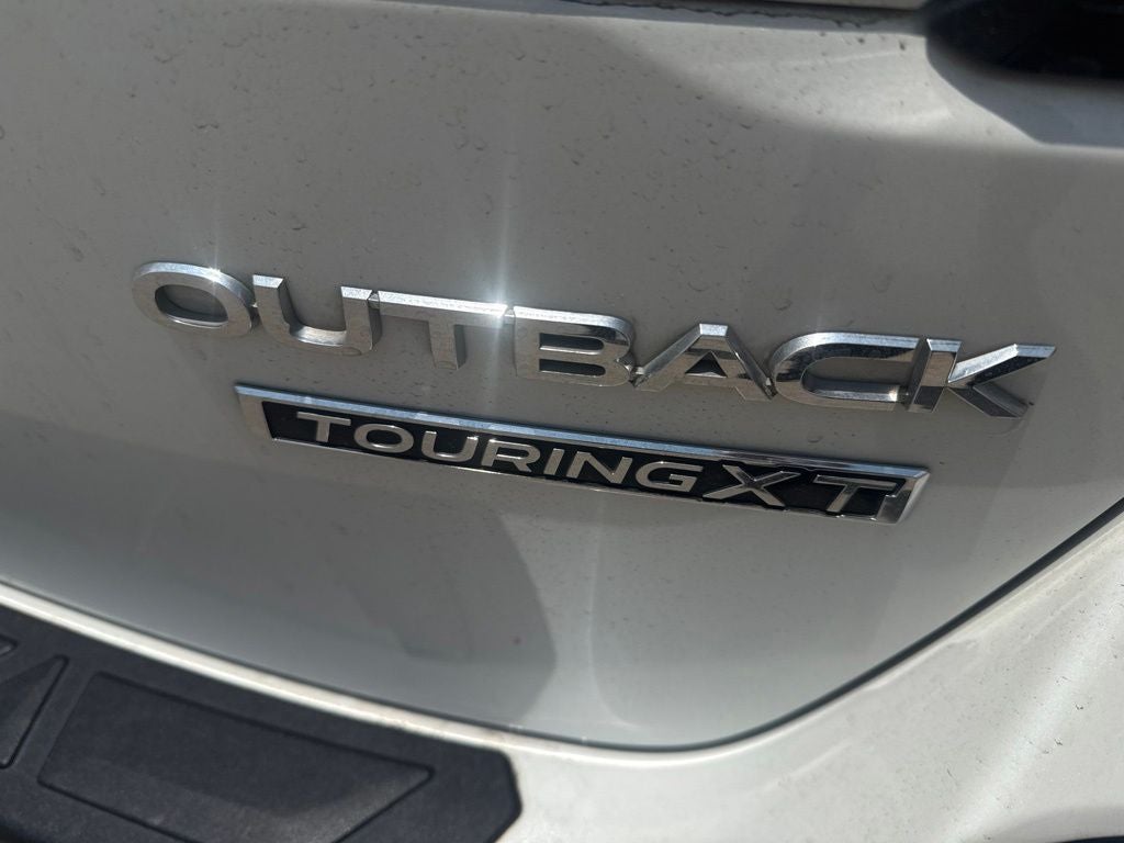 2020 Subaru Outback Touring XT