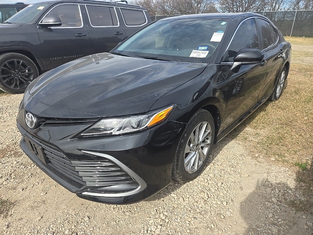 2024 Toyota Camry LE
