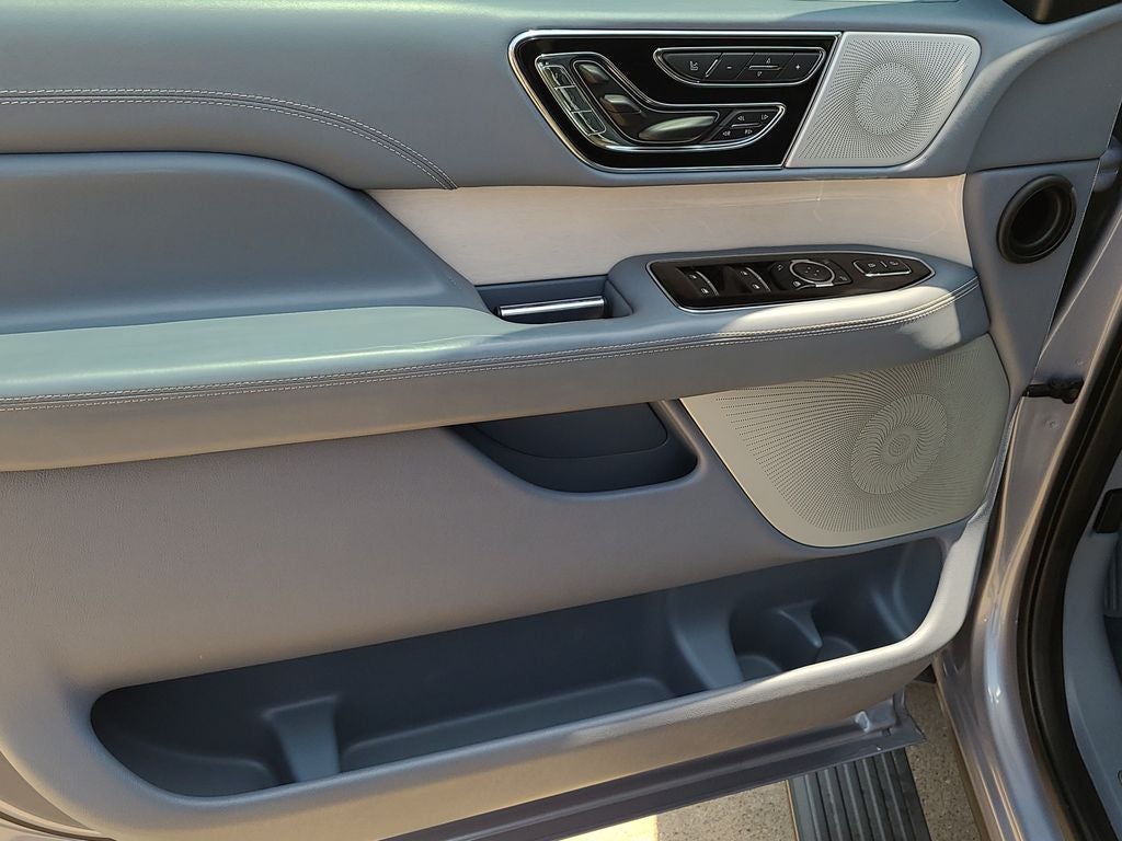 2021 Lincoln Navigator Black Label