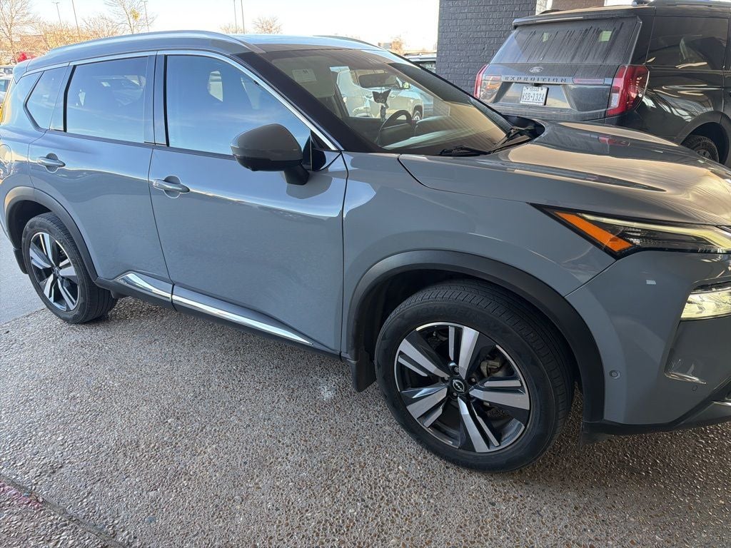 2023 Nissan Rogue SL