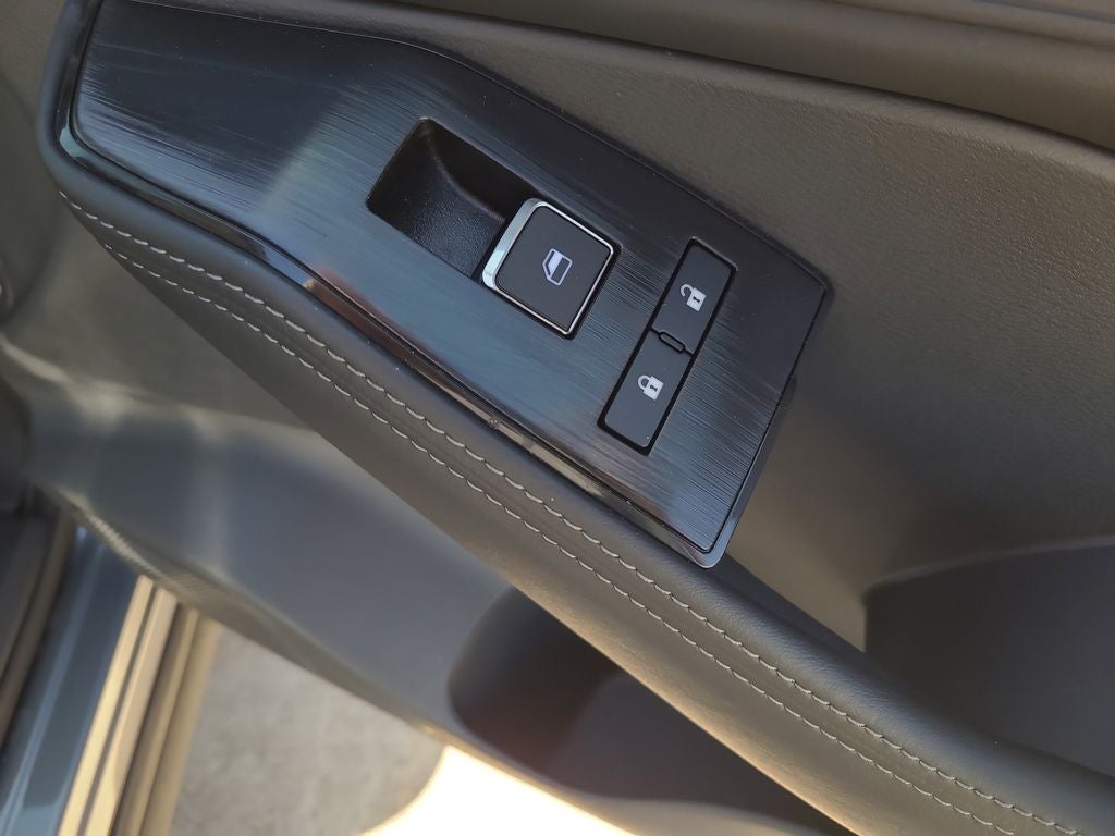 2026 Nissan Rogue SL