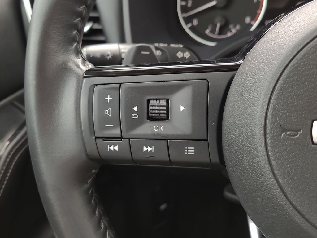 2022 Nissan Rogue SL