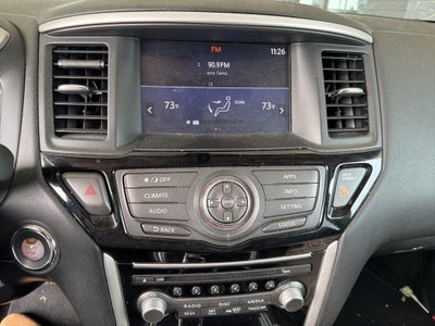 2018 Nissan Pathfinder SV