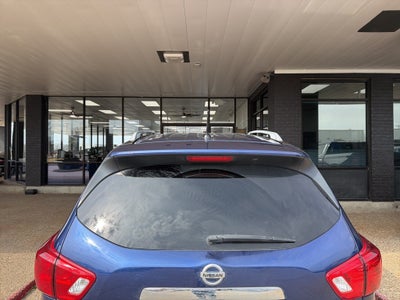 2018 Nissan Pathfinder SV