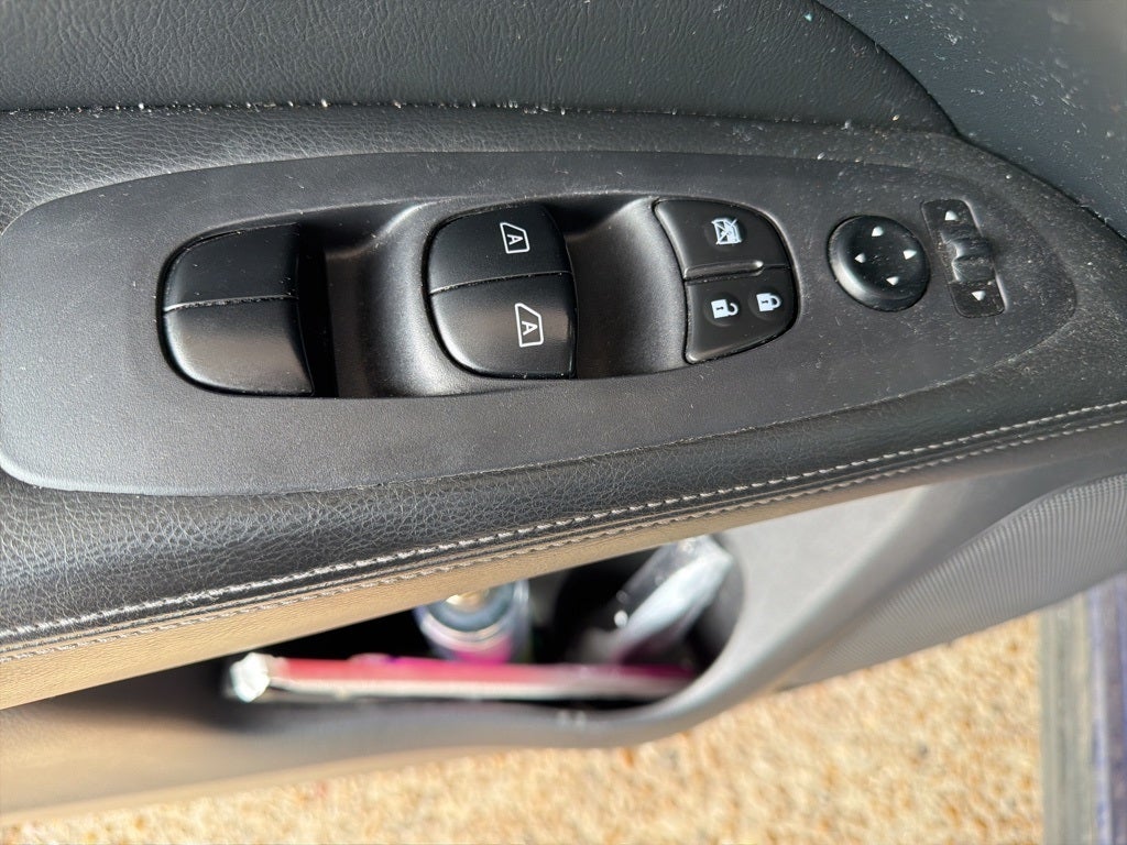 2018 Nissan Pathfinder SV