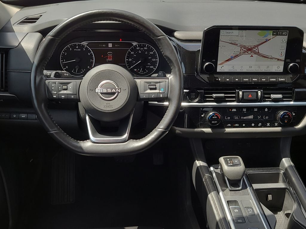 2025 Nissan Pathfinder SL