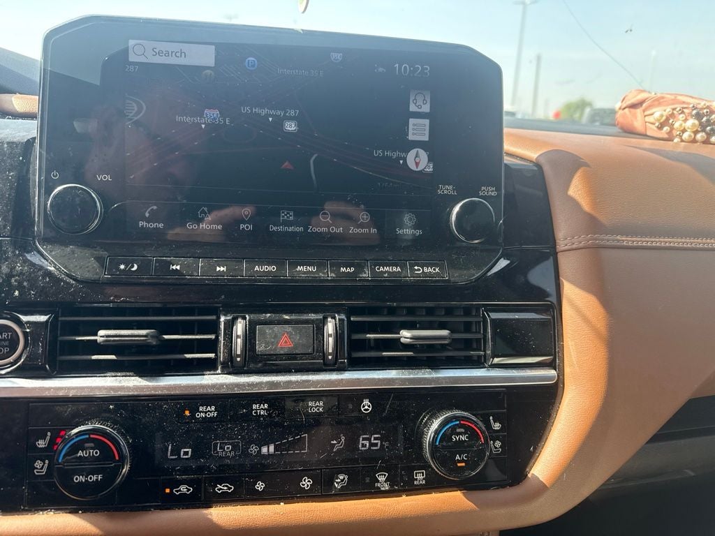 2023 Nissan Pathfinder Platinum