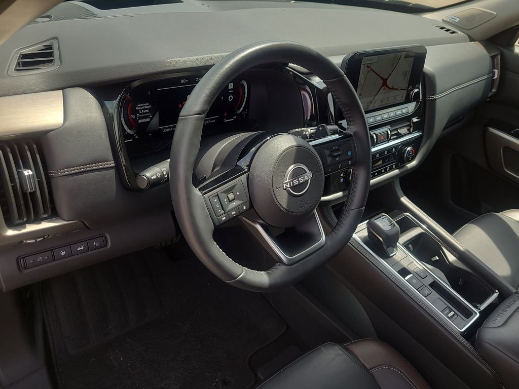 2024 Nissan Pathfinder Platinum