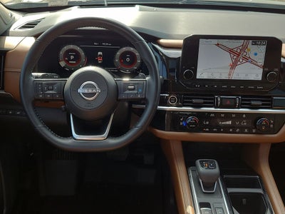 2023 Nissan Pathfinder Platinum
