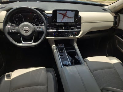 2022 Nissan Pathfinder Platinum