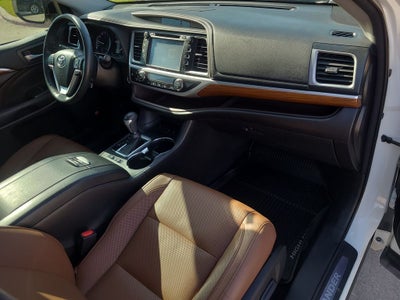 2018 Toyota Highlander Limited Platinum