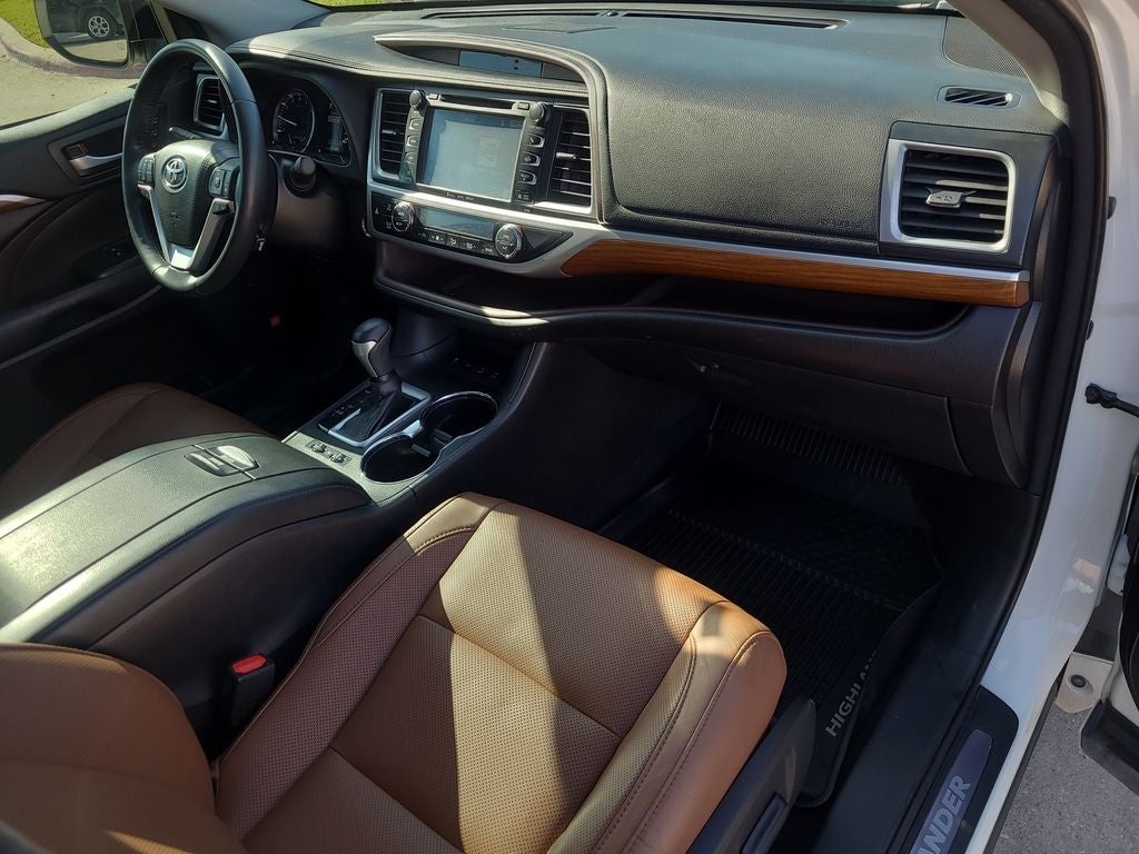 2018 Toyota Highlander Limited Platinum