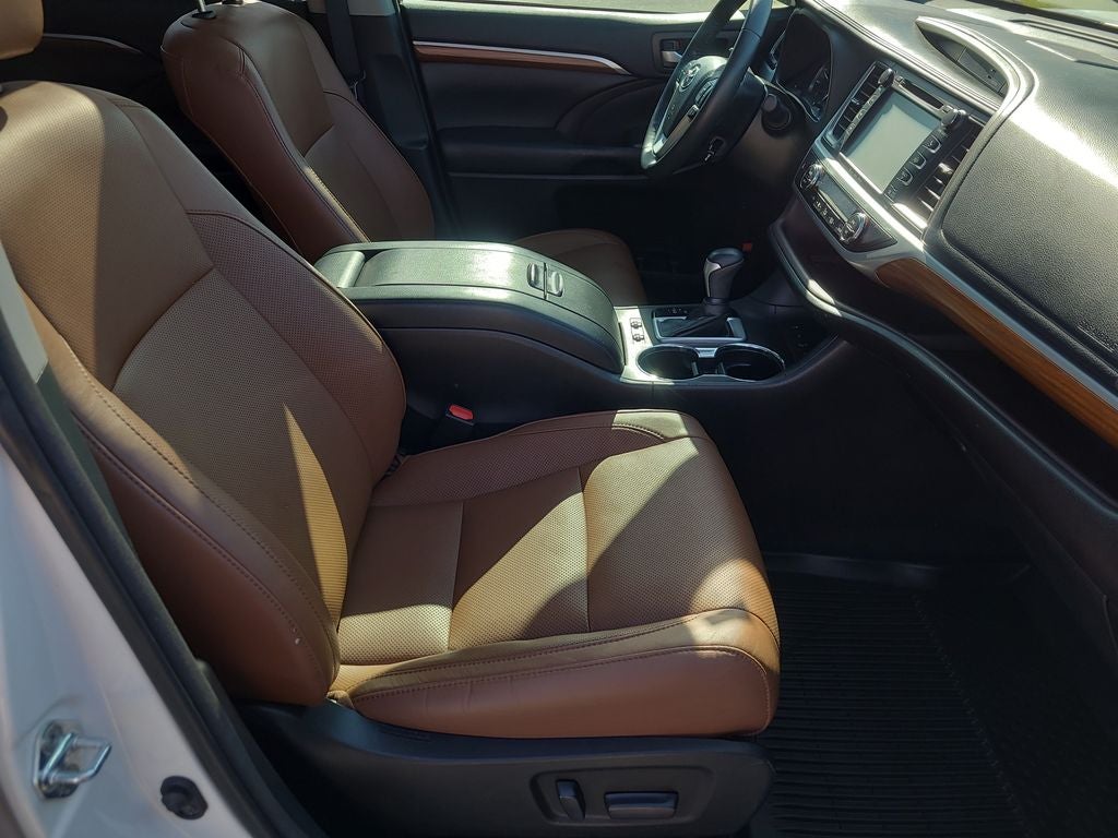 2018 Toyota Highlander Limited Platinum